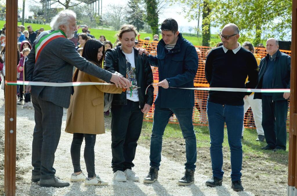 Inaugurato il “Parco insieme Luna e Mattia” a Barbara (AN)